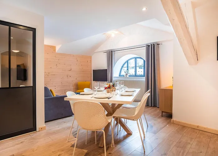 Apartment Chamone- Moderne - Hypercentre - Vues Chamonix